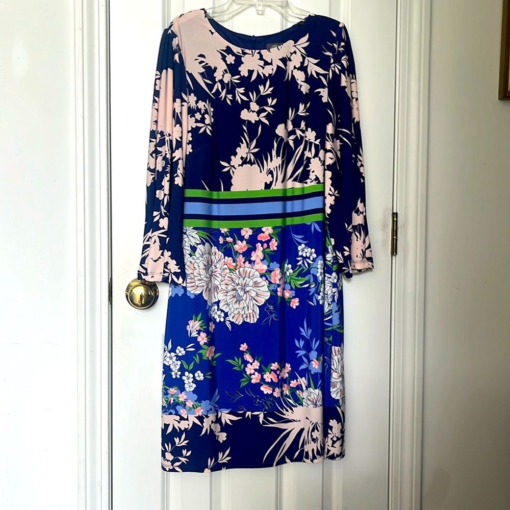 NWOT! Vince Camuto Long Sleeve Jersey Dress. Blue Floral. Size 10
